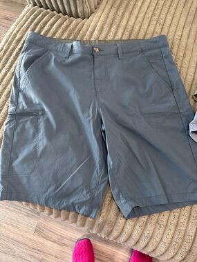 Eddie Bauer Slate Blue Athletic Cargo Shorts